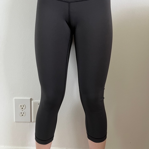 Lululemon cropped leggings - Picture 3 of 3